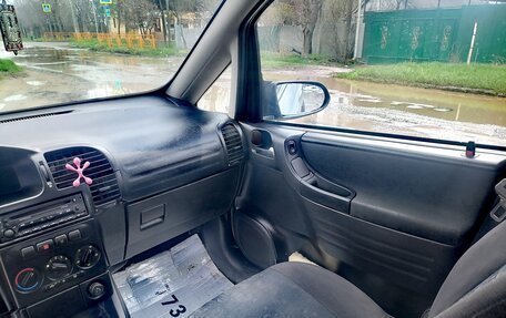 Opel Zafira A рестайлинг, 2000 год, 500 000 рублей, 14 фотография