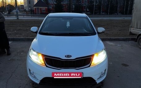 KIA Rio III рестайлинг, 2011 год, 720 000 рублей, 2 фотография