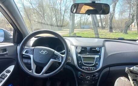 Hyundai Solaris II рестайлинг, 2013 год, 550 000 рублей, 7 фотография