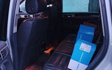 Volkswagen Touareg III, 2005 год, 590 000 рублей, 7 фотография