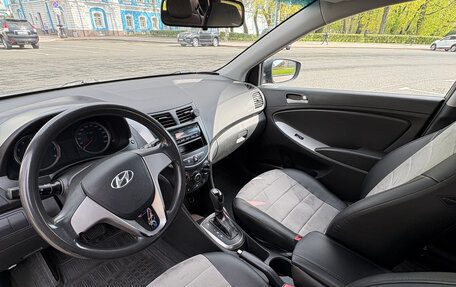 Hyundai Solaris II рестайлинг, 2015 год, 890 000 рублей, 5 фотография
