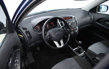 KIA cee'd I рестайлинг, 2010 год, 670 000 рублей, 10 фотография