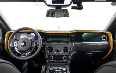 Rolls-Royce Cullinan, 2025 год, 55 310 000 рублей, 3 фотография