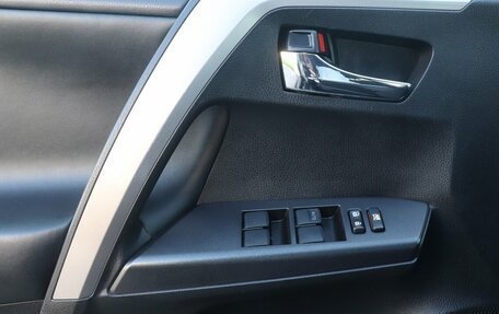 Toyota RAV4, 2016 год, 2 117 000 рублей, 9 фотография