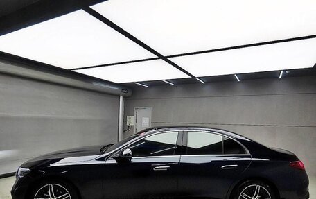 Mercedes-Benz E-Класс, 2024 год, 6 392 000 рублей, 3 фотография