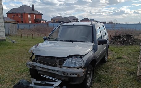 Chevrolet Niva I рестайлинг, 2013 год, 250 000 рублей, 1 фотография