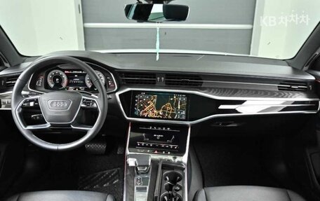 Audi A6, 2022 год, 4 337 000 рублей, 7 фотография