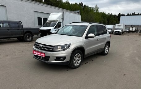 Volkswagen Tiguan I, 2012 год, 996 000 рублей, 1 фотография