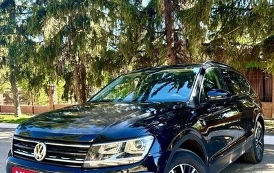 Volkswagen Tiguan II, 2019 год, 2 250 000 рублей, 1 фотография