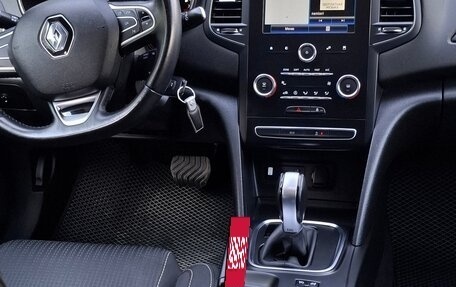 Renault Megane IV, 2018 год, 1 550 000 рублей, 10 фотография