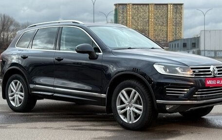 Volkswagen Touareg III, 2016 год, 3 190 000 рублей, 21 фотография