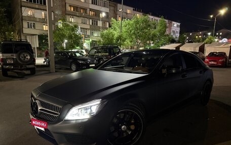 Mercedes-Benz CLS, 2015 год, 2 800 000 рублей, 2 фотография