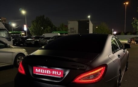 Mercedes-Benz CLS, 2015 год, 2 800 000 рублей, 10 фотография