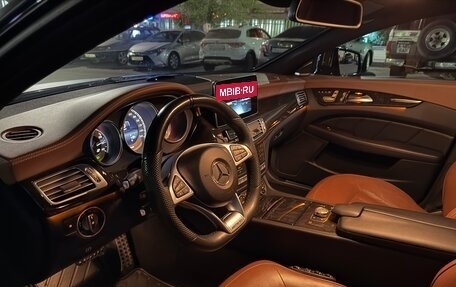 Mercedes-Benz CLS, 2015 год, 2 800 000 рублей, 20 фотография