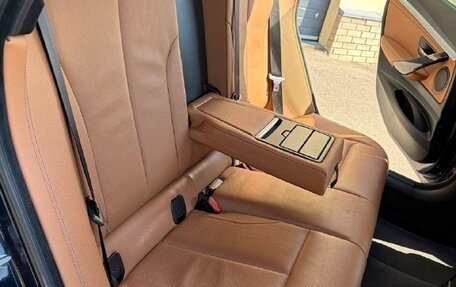 BMW 3 серия, 2018 год, 2 700 000 рублей, 15 фотография