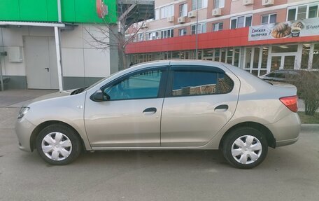 Renault Logan II, 2015 год, 650 000 рублей, 4 фотография