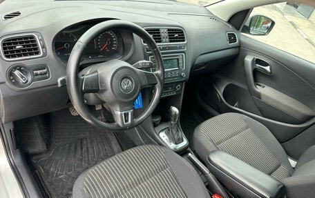 Volkswagen Polo VI (EU Market), 2013 год, 749 000 рублей, 10 фотография