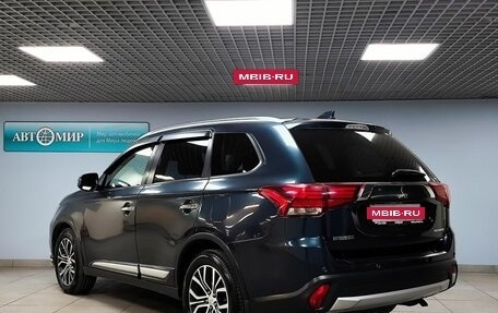 Mitsubishi Outlander III рестайлинг 3, 2018 год, 2 470 000 рублей, 7 фотография