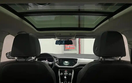 Volkswagen T-Roc I, 2022 год, 1 710 555 рублей, 8 фотография
