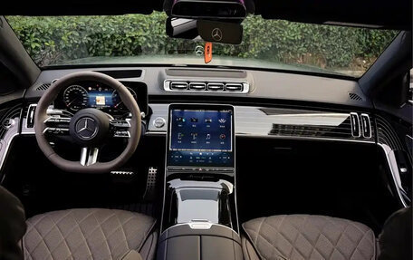 Mercedes-Benz S-Класс, 2022 год, 14 фотография
