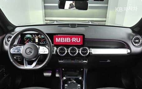 Mercedes-Benz GLB, 2024 год, 4 414 000 рублей, 8 фотография