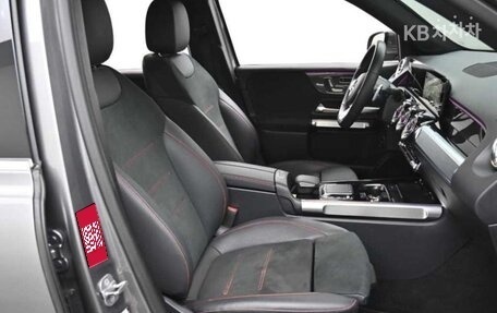 Mercedes-Benz GLB, 2024 год, 4 414 000 рублей, 12 фотография