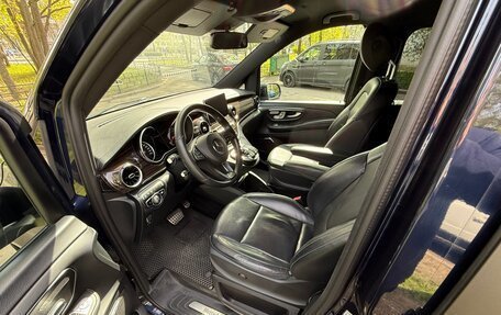 Mercedes-Benz V-Класс, 2019 год, 4 550 000 рублей, 14 фотография