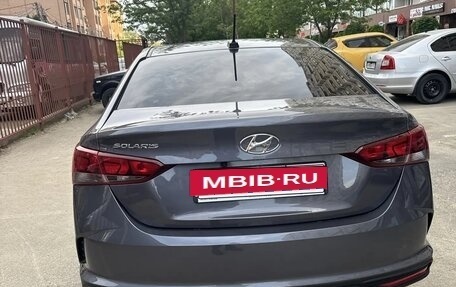 Hyundai Solaris II рестайлинг, 2021 год, 1 950 000 рублей, 4 фотография