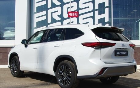 Toyota Highlander, 2026 год, 5 980 000 рублей, 2 фотография