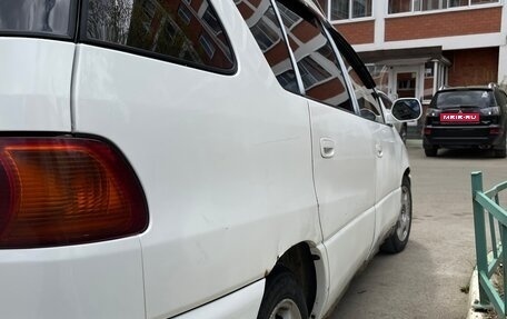 Toyota Ipsum II, 1999 год, 460 000 рублей, 16 фотография