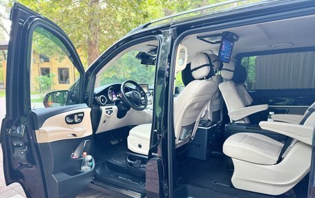 Mercedes-Benz V-Класс, 2016 год, 4 750 000 рублей, 7 фотография