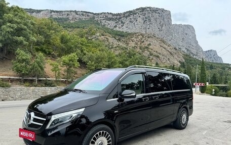 Mercedes-Benz V-Класс, 2016 год, 4 750 000 рублей, 4 фотография