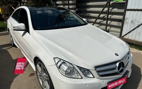 Mercedes-Benz E-Класс, 2013 год, 1 950 000 рублей, 1 фотография