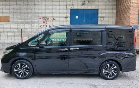 Honda Stepwgn IV, 2015 год, 1 650 000 рублей, 1 фотография