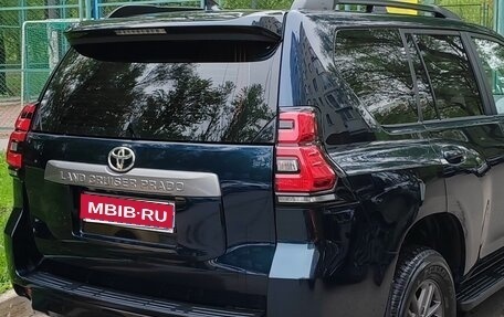 Toyota Land Cruiser Prado 150 рестайлинг 2, 2018 год, 4 300 000 рублей, 1 фотография