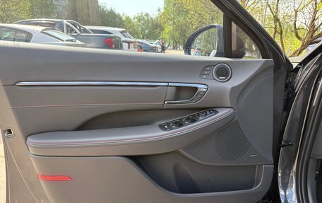 Hyundai Sonata VIII, 2024 год, 6 000 000 рублей, 21 фотография