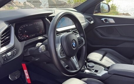 BMW 1 серия, 2022 год, 4 600 000 рублей, 11 фотография