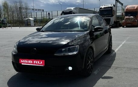 Volkswagen Jetta VI, 2012 год, 900 000 рублей, 6 фотография