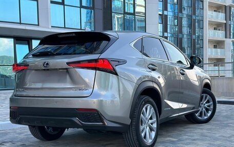 Lexus NX I, 2021 год, 4 300 000 рублей, 6 фотография