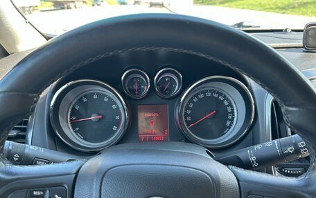 Opel Astra J, 2011 год, 800 000 рублей, 9 фотография