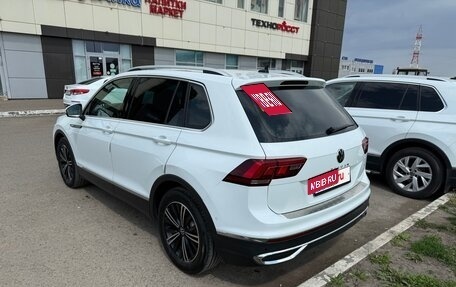 Volkswagen Tiguan II, 2021 год, 3 700 000 рублей, 4 фотография