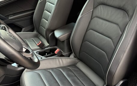Volkswagen Tiguan II, 2021 год, 3 700 000 рублей, 15 фотография