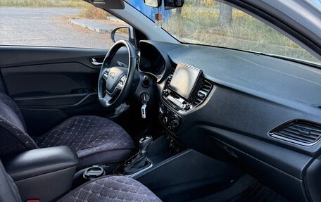 Hyundai Solaris II рестайлинг, 2022 год, 1 680 000 рублей, 11 фотография