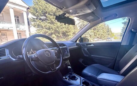 Volkswagen Tiguan II, 2019 год, 2 250 000 рублей, 4 фотография