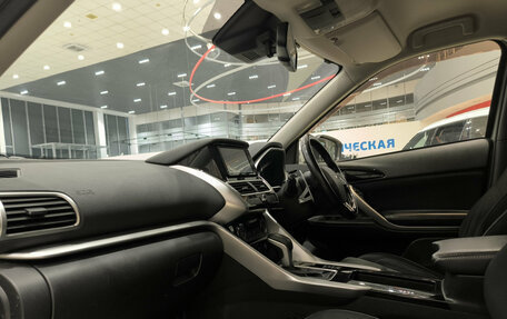 Mitsubishi Eclipse Cross, 2018 год, 1 650 000 рублей, 13 фотография