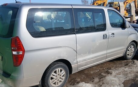 Hyundai H-1 II рестайлинг, 2016 год, 1 563 000 рублей, 5 фотография