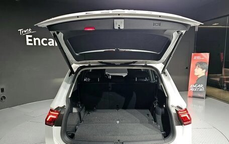 Volkswagen Tiguan II, 2023 год, 3 450 077 рублей, 5 фотография