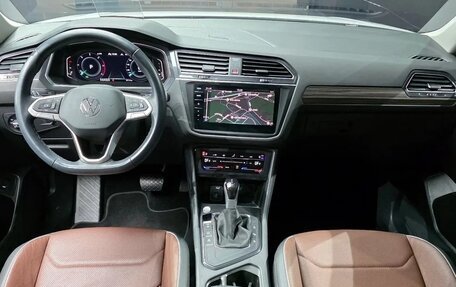 Volkswagen Tiguan II, 2023 год, 3 450 077 рублей, 6 фотография