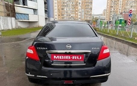 Nissan Teana, 2011 год, 590 000 рублей, 3 фотография
