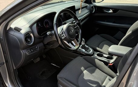 KIA Cerato IV, 2021 год, 2 100 000 рублей, 5 фотография